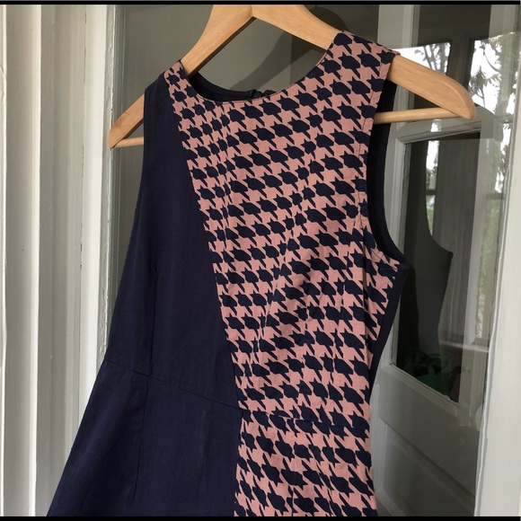 Houndstooth pattern color block dresss - Picture 3 of 8